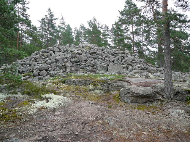 Fil:Sammallahdenmäki 2.jpg