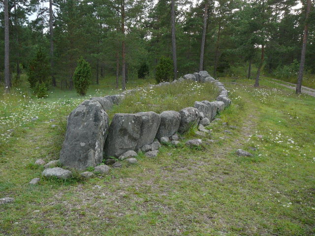 Fil:Tjelvars Grav 1.jpg