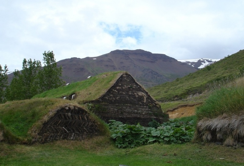 Fil:Laufás 1.jpg