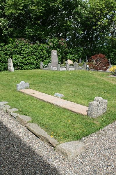 Fil:Liden Kirstens Grav.jpg