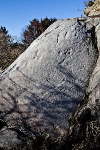 Fil:Helleristningene på Øbør 2.jpg