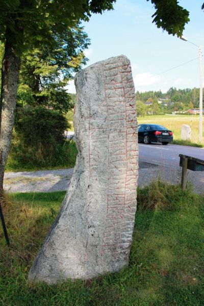 Fil:Runesten Aspa 4b.jpg