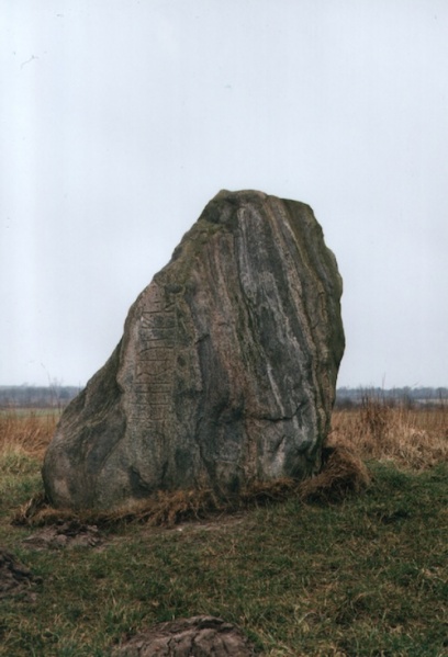 Fil:Hovslundstenen 1.jpg