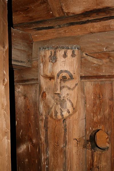 Fil:Hegge stavkirke (Odin).jpg